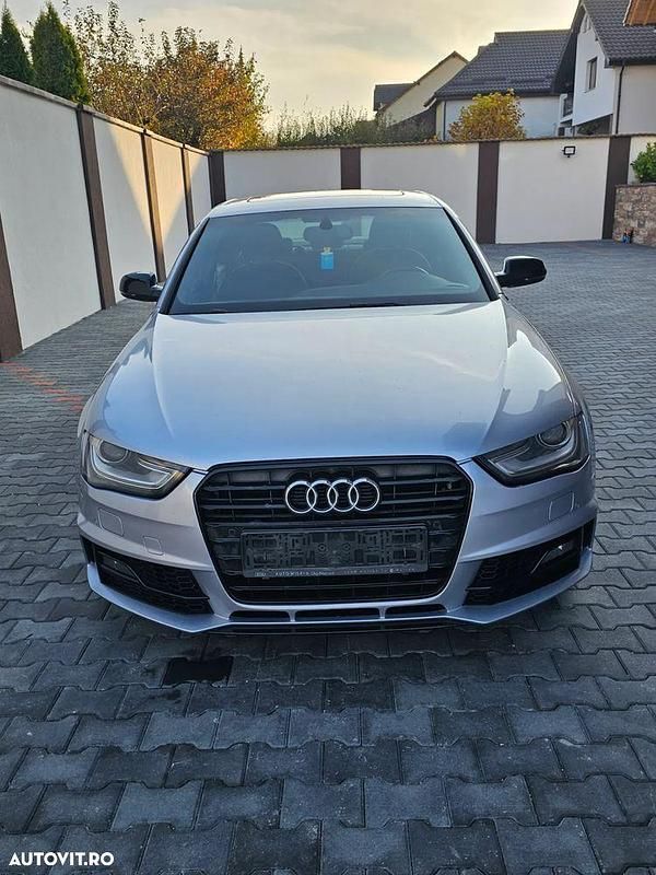 Gri Utilizat 2015 Audi A4 S-Line Berlinǎ | 10.900 EUR (Preț OK) - Imagine 1/4