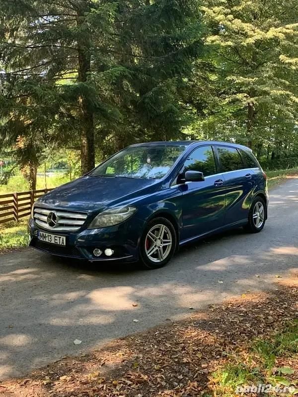 Utilizat 2013 Mercedes B180 Monovolum | 7.900 EUR (Preț OK) - Imagine 1/4