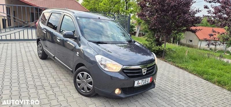Gri Utilizat 2012 Dacia Lodgy Monovolum | 4.990 EUR (Preț OK) - Imagine 1/4