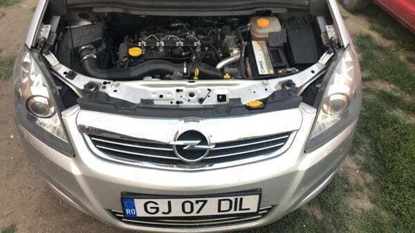Utilizat 2008 Opel Zafira Monovolum | 2.000 EUR (Preț OK) - Imagine 1/4