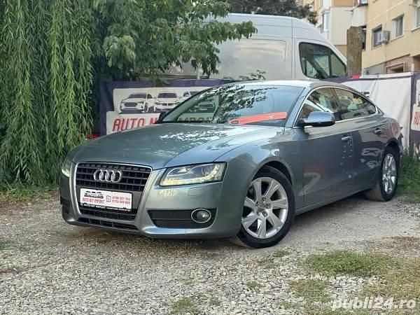 Gri Utilizat 2010 Audi A5 Coupe | 8.700 EUR (Preț OK) - Imagine 1/4