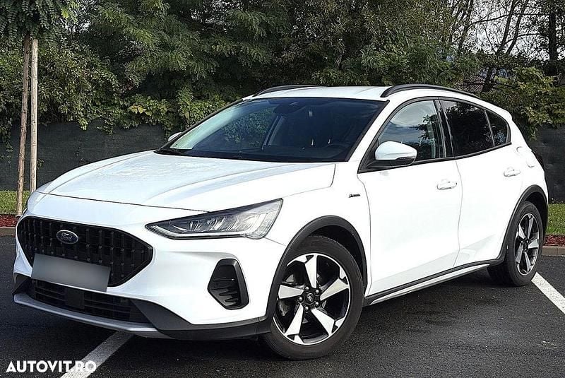 Culoarealb Utilizat 2022 Ford Focus Active Hatchback | 12.300 EUR (Preț OK) - Imagine 1/4