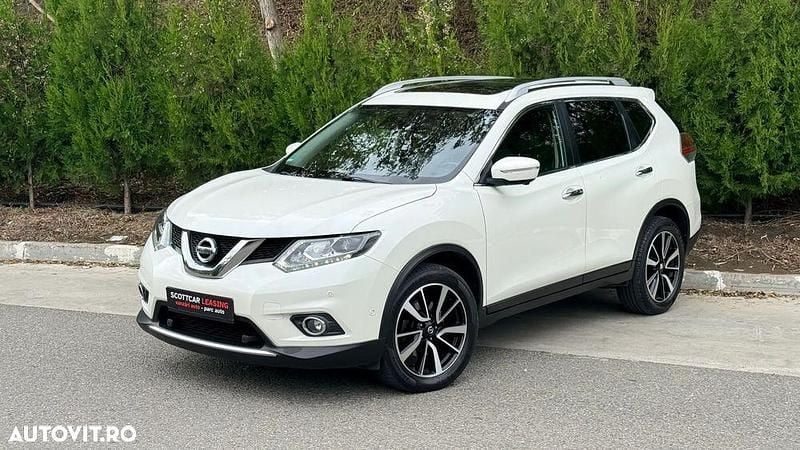 Culoarealb Utilizat 2017 Nissan X-Trail Tekna SUV | 15.800 EUR (Preț OK) - Imagine 1/4