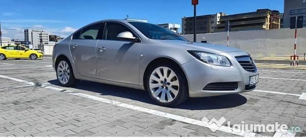 Bej Second-hand 2010 Opel Insignia Berlinǎ | 4.100 EUR (Preț OK) - Imagine 1/4