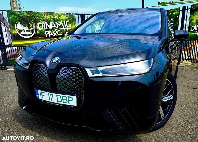 Gri Utilizat 2023 BMW iX SUV | 72.900 EUR (Super Preț) - Imagine 1/4