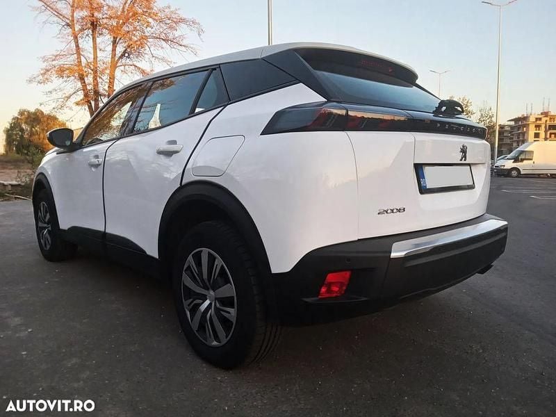 Second-hand Peugeot 2008 Active 100 CP (73 kW) 2020 Culoarealb SUV