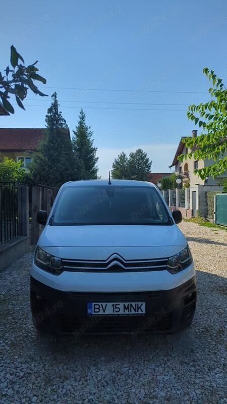 Utilizat 2020 Citroën Berlingo Monovolum | 10.000 EUR (Super Preț) - Imagine 1/4
