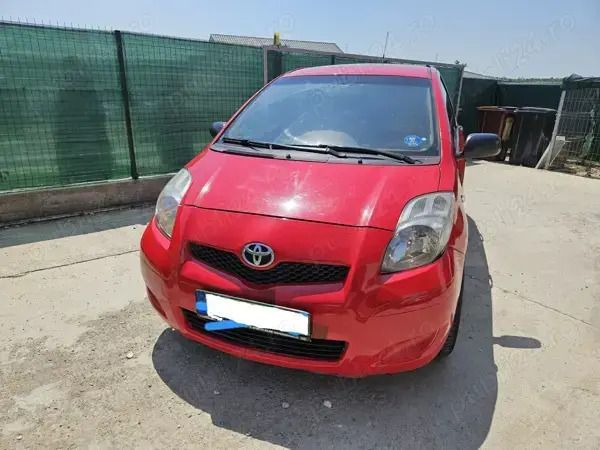 Utilizat 2011 Toyota Yaris | 4.900 EUR - Imagine 1/4