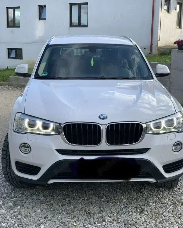 Alb Utilizat 2015 BMW X3 SUV | 12.500 EUR (Super Preț) - Imagine 1/4