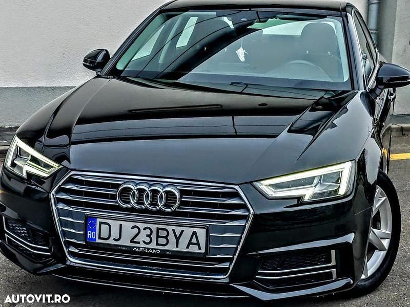 Second-hand Audi A4 S-Line 150 CP (110 kW) 2018 Culoarenegru Break