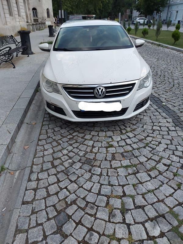 Utilizat 2011 VW Passat Berlinǎ | 6.300 EUR (Preț OK) - Imagine 1/4