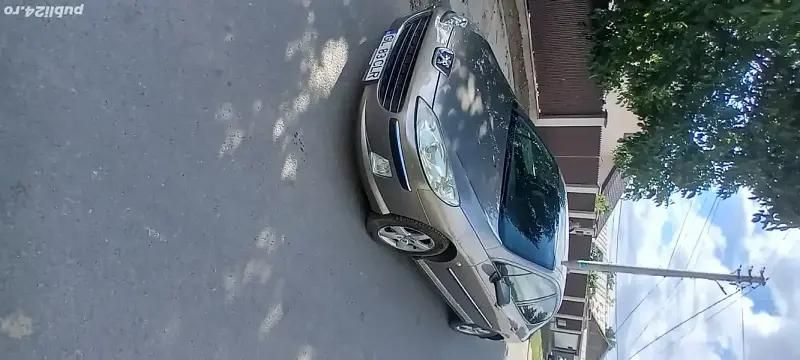 Utilizat 2006 Peugeot 407 Berlinǎ | 2.300 EUR (Preț OK) - Imagine 1/4