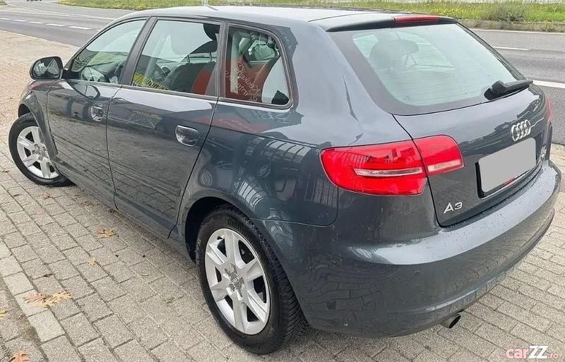 Second-hand Audi A3 140 CP (102 kW) 2012 Gri Hatchback