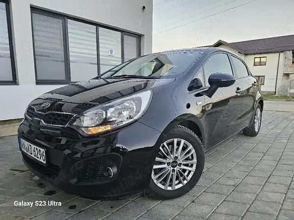 Second-hand Kia Rio 109 CP (80 kW) 2015 Hatchback