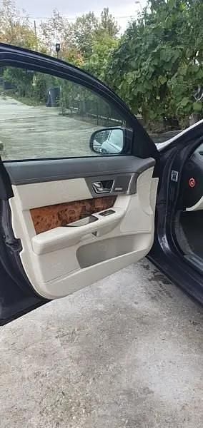 Second-hand Jaguar XF S 275 CP (202 kW) 2009 Berlinǎ
