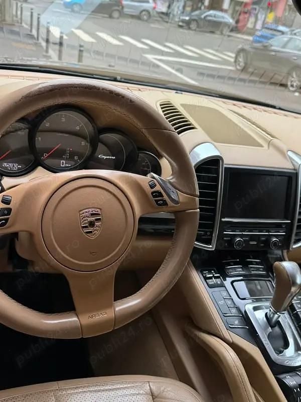 Second-hand Porsche Cayenne 245 CP (180 kW) 2011 SUV