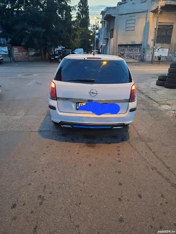 Utilizat 2006 Opel Astra Break | 1.850 EUR (Preț OK) - Imagine 1/4