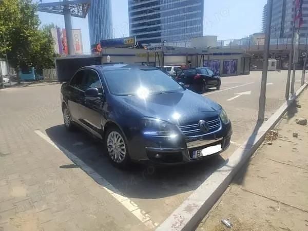 Albastru Utilizat 2008 VW Jetta Berlinǎ | 4.500 EUR (Preț OK) - Imagine 1/4