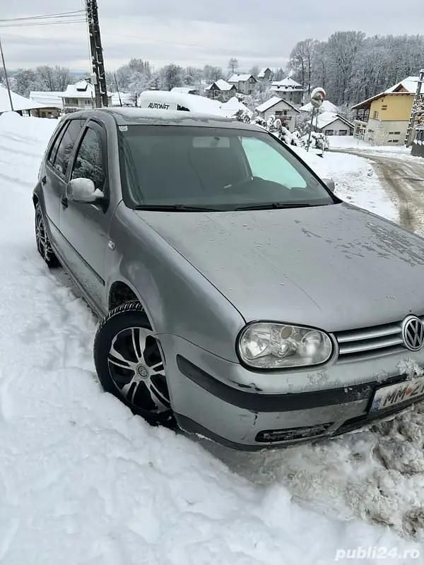 Second-hand VW Golf IV 90 CP (66 kW) 2003 Hatchback
