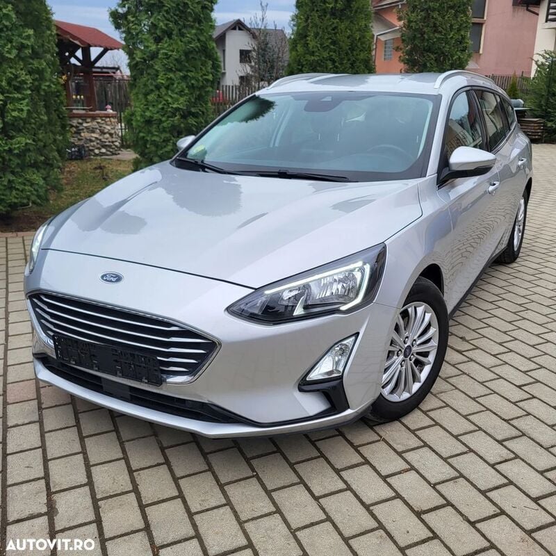 Argint Utilizat 2019 Ford Focus Active X Break | 9.599 EUR (Preț bun) - Imagine 1/4