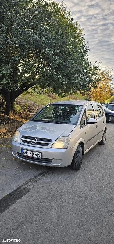 Culoareargint Utilizat 2003 Opel Meriva Cosmo Monovolum | 1.200 EUR (Preț OK) - Imagine 1/4