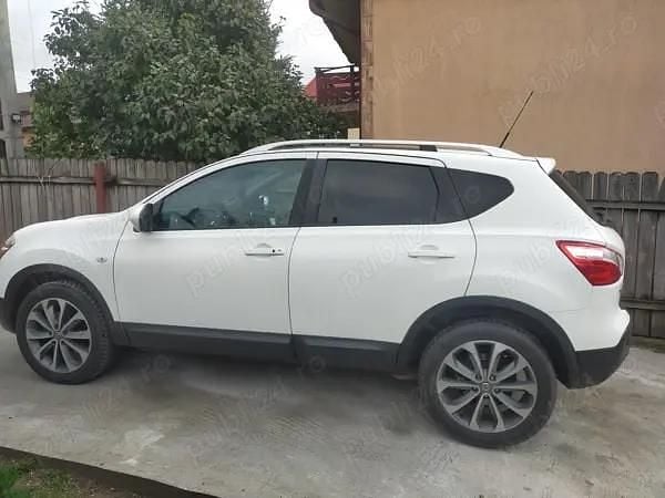Utilizat 2012 Nissan Qashqai Tekna SUV | 6.100 EUR (Preț OK) - Imagine 1/4