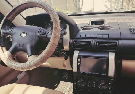 Albastru Utilizat 2006 Land Rover Freelander 2 SUV | 5.500 EUR (Scump) - Imagine 1/4