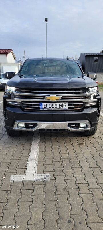 Negru Utilizat 2020 Chevrolet Silverado SUV | 42.000 EUR - Imagine 1/4