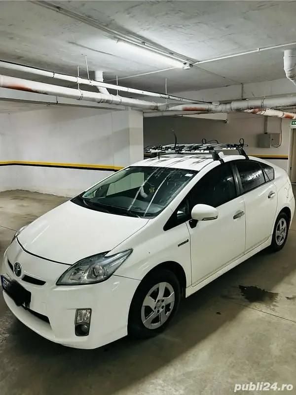 Utilizat 2010 Toyota Prius Hatchback | 7.500 EUR - Imagine 1/4