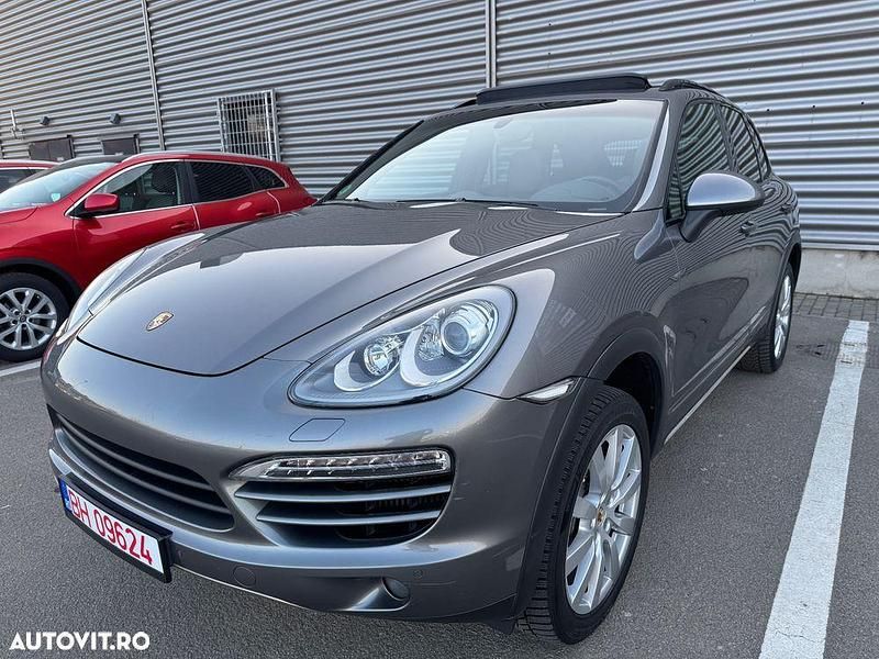 Second-hand Porsche Cayenne 245 CP (180 kW) 2012 Culoaregri SUV