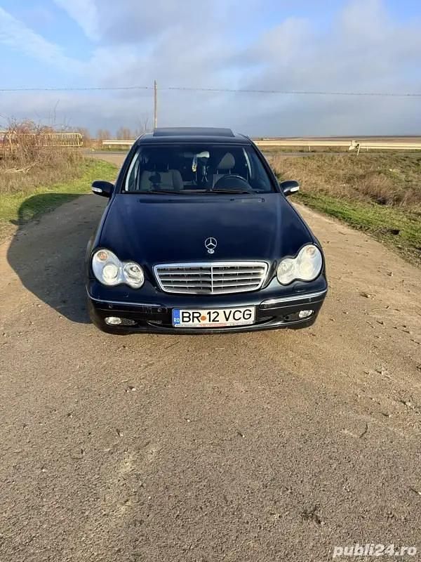 Albastru Second-hand 2004 Mercedes C240 Berlinǎ | 3.600 EUR - Imagine 1/4