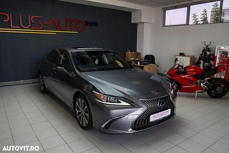 Culoaregri Utilizat 2020 Lexus ES300H Luxury Line Berlinǎ | 29.990 EUR (Super Preț) - Imagine 1/4
