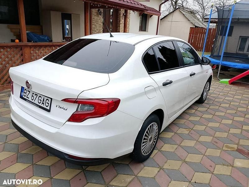 Second-hand Fiat Tipo Easy 95 CP (69 kW) 2018 Culoarealb Berlinǎ