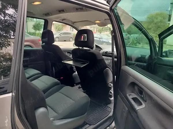 Utilizat 2005 Seat Alhambra Monovolum | 2.600 EUR (Puțin scump) - Imagine 1/4