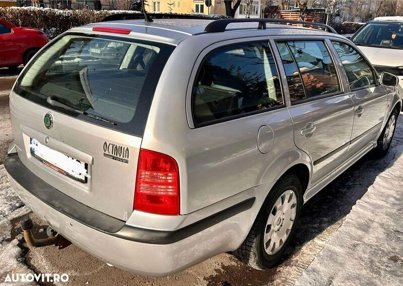 Gri Utilizat 2005 Skoda Octavia Break | 1.800 EUR (Preț OK) - Imagine 1/4