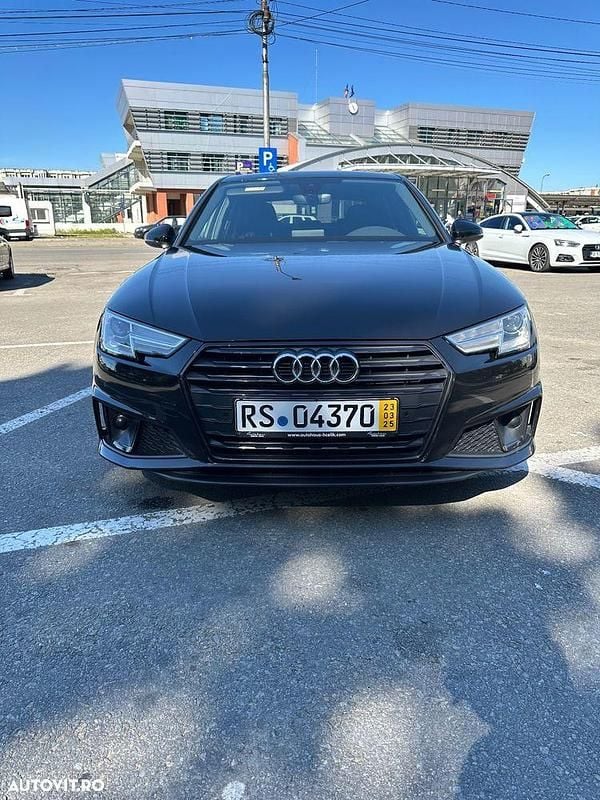 Culoarenegru Utilizat 2019 Audi A4 S-Line Berlinǎ | 18.990 EUR (Preț bun) - Imagine 1/4
