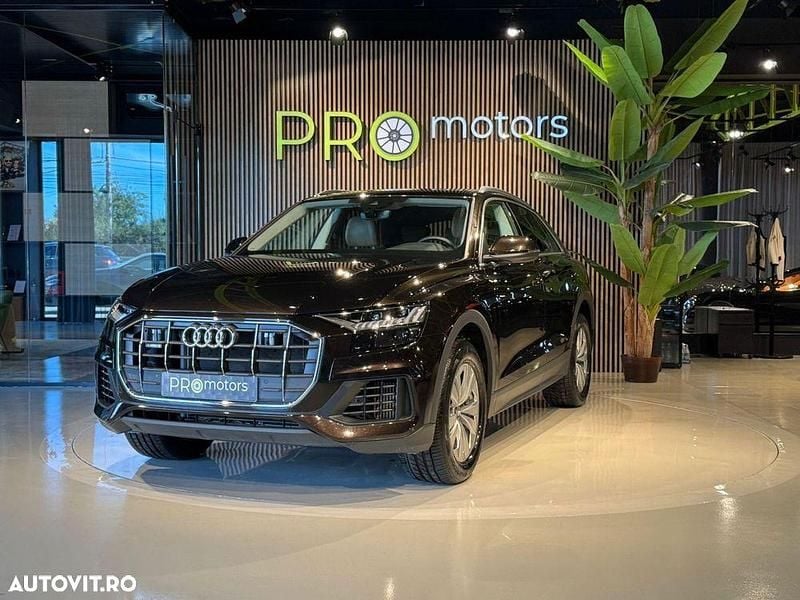Culoaremaro Utilizat 2022 Audi Q8 SUV | 64.900 EUR (Super Preț) - Imagine 1/4