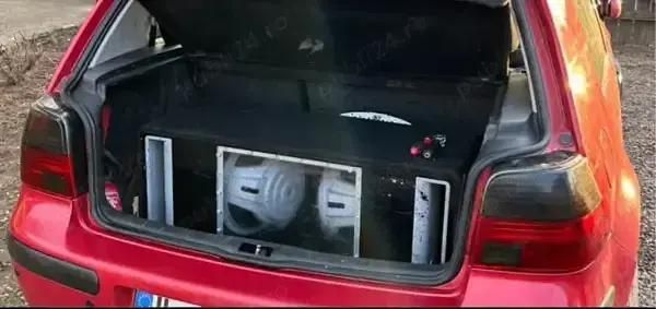 Utilizat 2001 VW Golf IV | 1.500 EUR (Preț OK) - Imagine 1/4