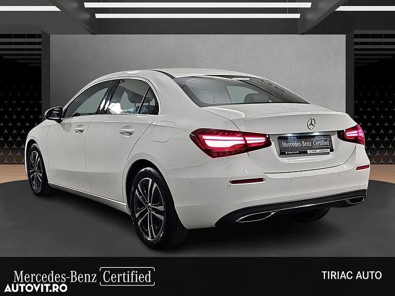 Second-hand Mercedes 180 116 CP (85 kW) 2024 Culoarealb Berlinǎ