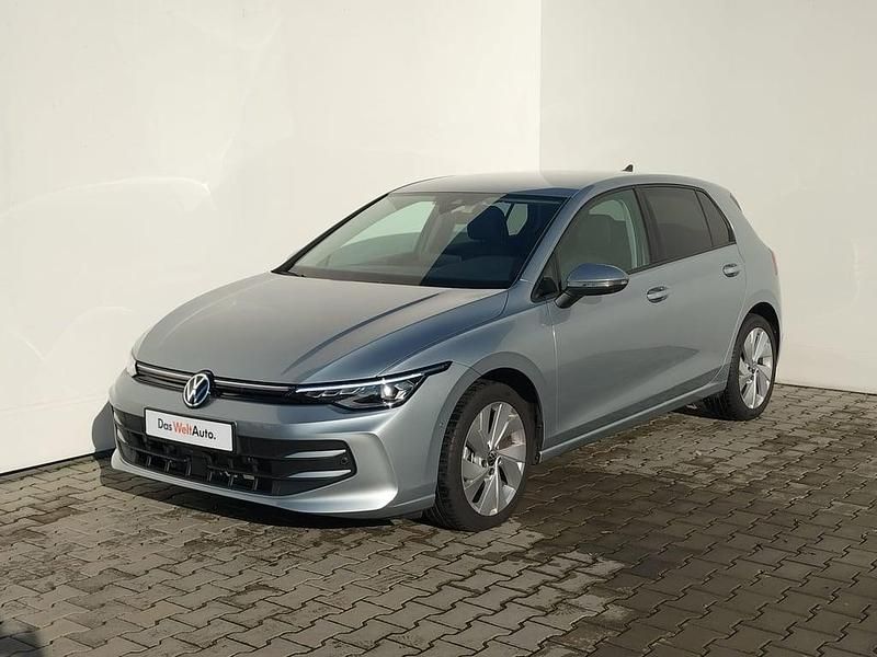 Second-hand VW Golf VIII 116 CP (85 kW) 2025 Gri mediumetalic