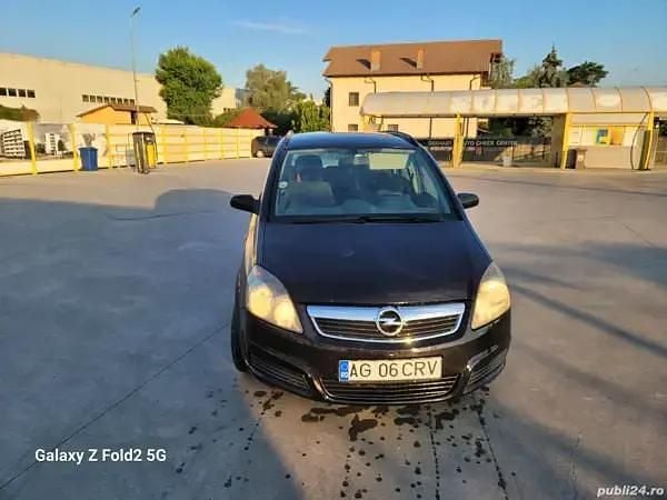 Negru Utilizat 2007 Opel Zafira Monovolum | 2.100 EUR (Preț OK) - Imagine 1/4