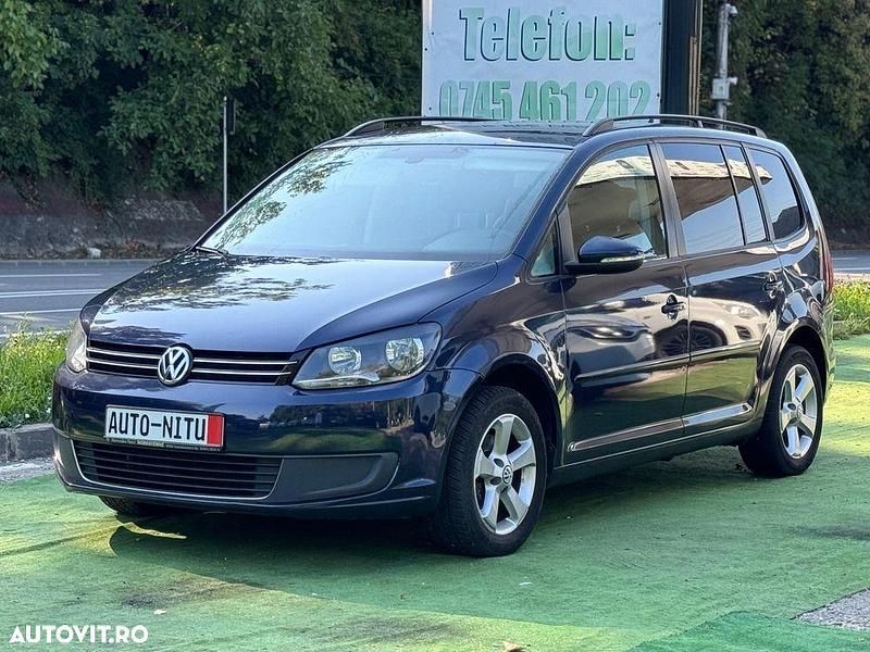 Culoarealbastru Utilizat 2013 VW Touran Monovolum | 5.790 EUR (Preț OK) - Imagine 1/4