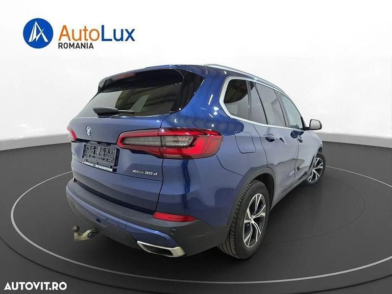 Second-hand BMW X5 Sport Line 265 CP (194 kW) 2020 Culoarealbastru SUV