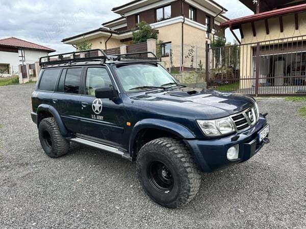 Albastru Utilizat 2003 Nissan Patrol SUV | 14.300 EUR - Imagine 1/4