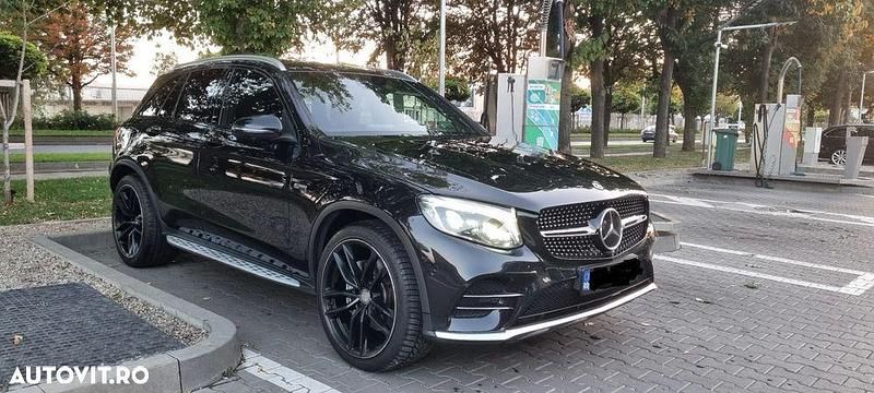 Culoarenegru Utilizat 2017 Mercedes GLC43 AMG AMG SUV | 28.000 EUR (Preț OK) - Imagine 1/4