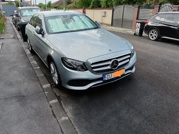 Second-hand Mercedes E200 Avantgarde 184 CP (135 kW) 2017 Gri Berlinǎ