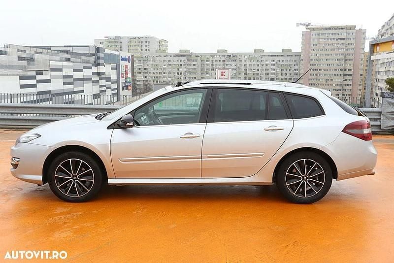 Second-hand Renault Laguna III Bose Edition 110 CP (80 kW) 2014 Culoareargint Break