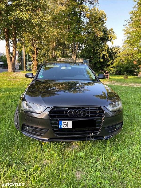 Culoaregri Second-hand 2015 Audi A4 Berlinǎ | 9.800 EUR (Preț OK) - Imagine 1/4