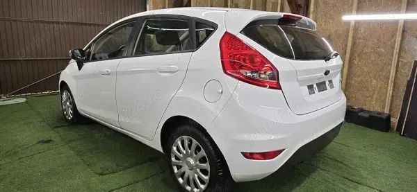 Utilizat 2012 Ford Fiesta Hatchback | 2.950 EUR (Preț OK) - Imagine 1/4