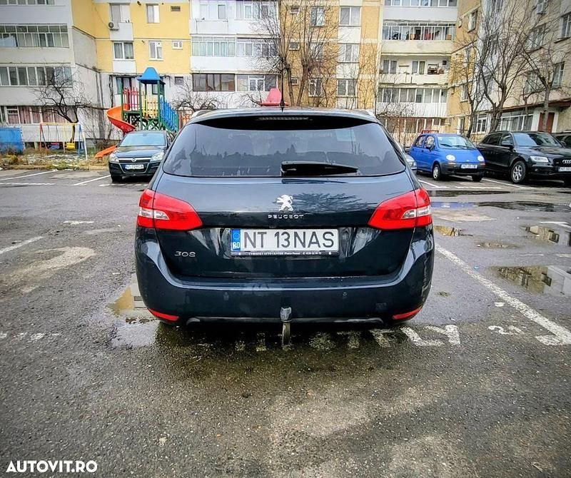 Second-hand Peugeot 308 Style 110 CP (80 kW) 2019 Culoarenegru Break